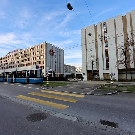 - Business Albisriederplatz *