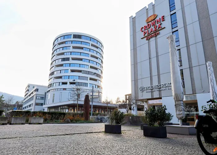 Reizendes Tiny Albisriederplatz Апартаменти *