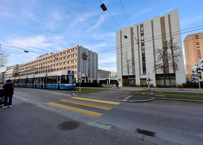 Reizendes Tiny Albisriederplatz *