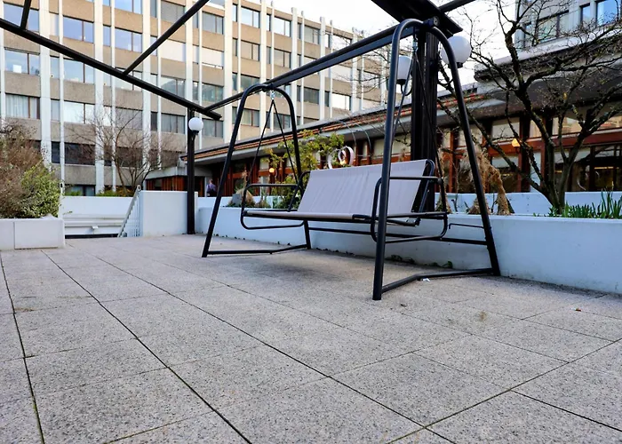 Апартаменти Reizendes Tiny Albisriederplatz *